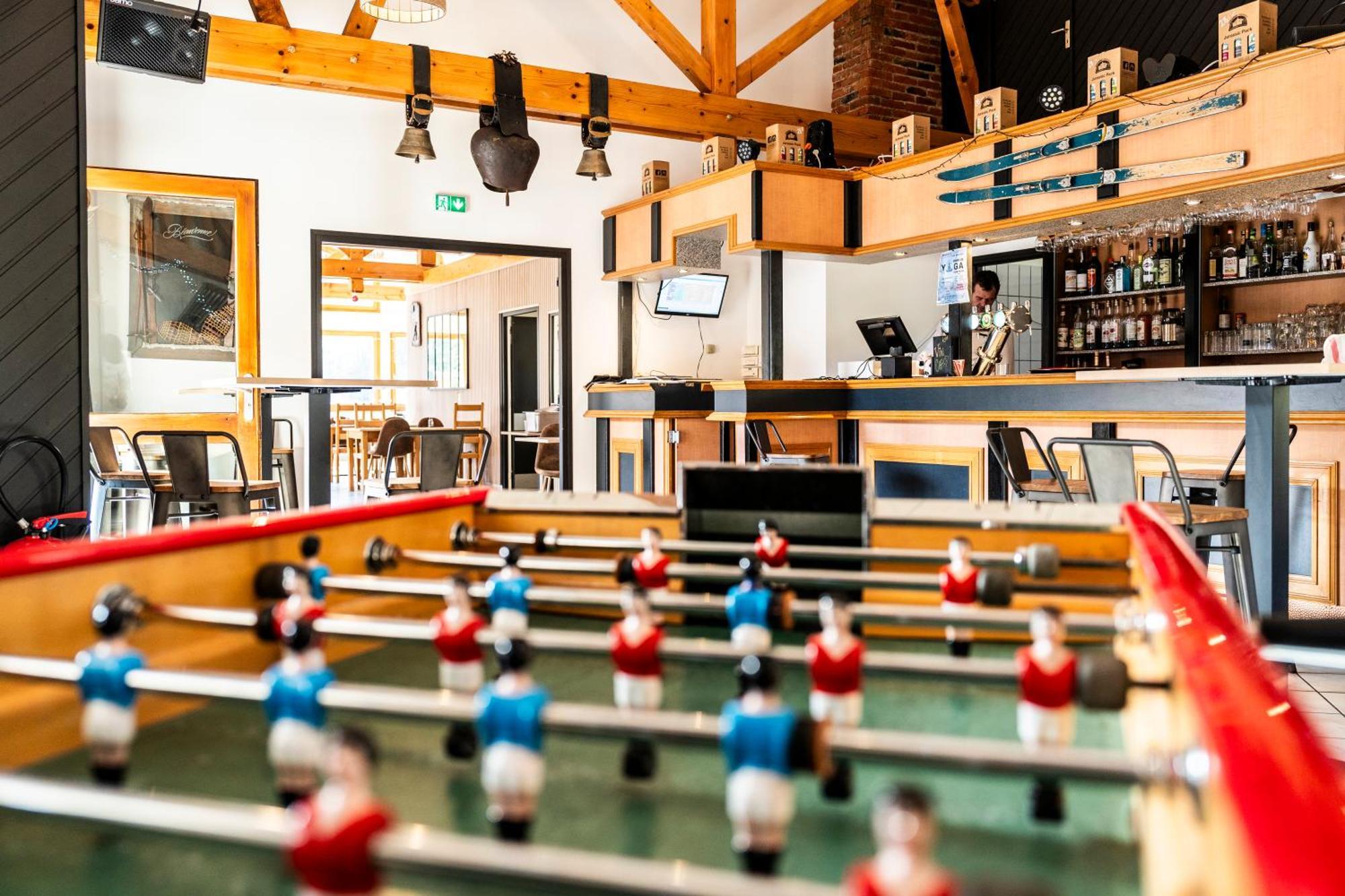 Hotel-Club Cote Dole, Ussim Vacances Les Rousses Buitenkant foto